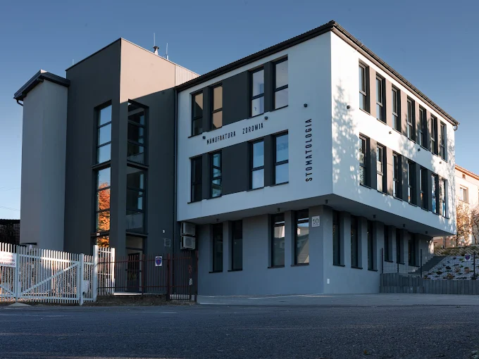 Budynek Manufaktury Zdrowia w Dębicy